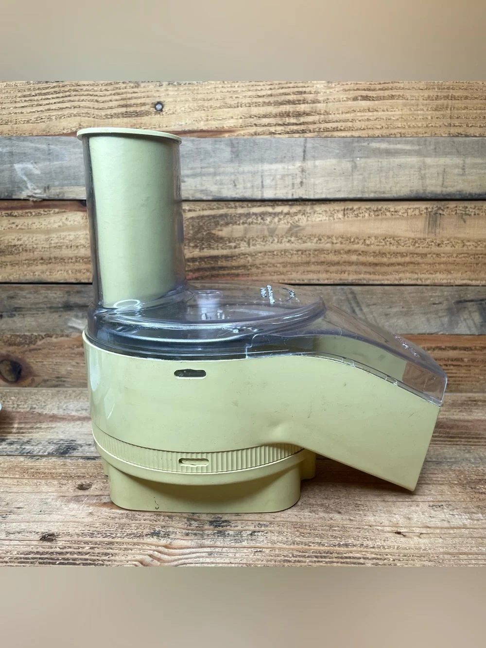 OSTER REGENCY KITCHEN CENTER  FOOD PROCESSOR BASE, LID, CHUTE, 4 BLADES VGC